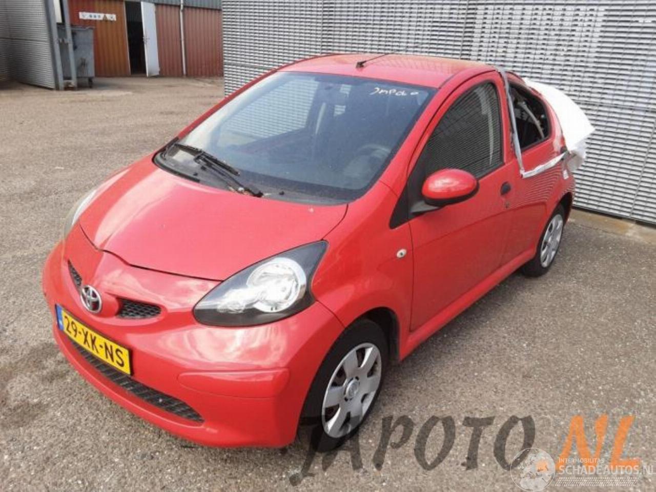 Toyota Aygo Aygo (B10), Hatchback, 2005 / 2014 1.0 12V VVT-i