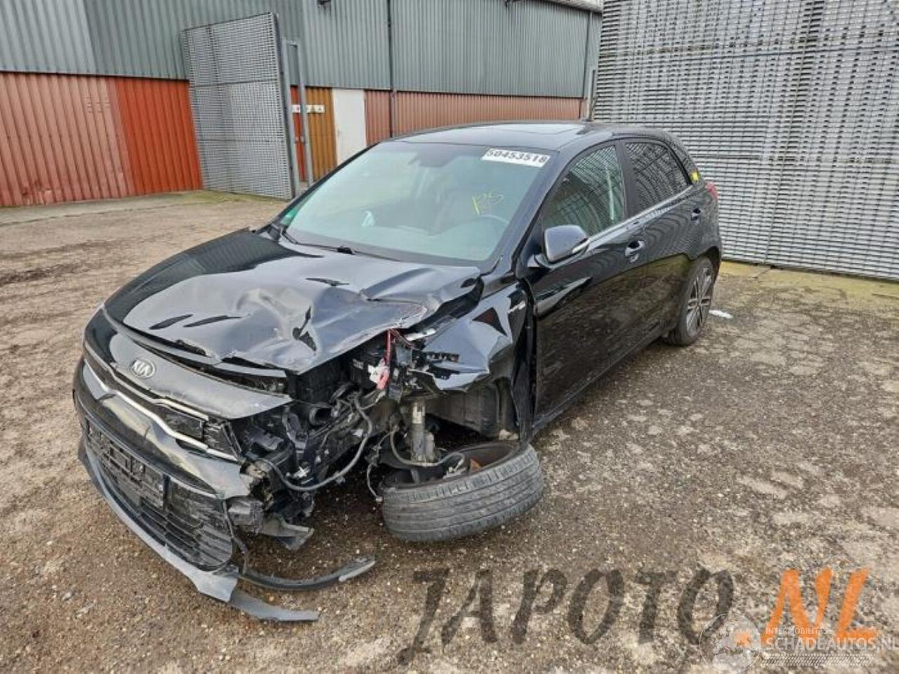 Kia Rio Rio IV (YB), Hatchback, 2017 1.0i T-GDi 120 12V