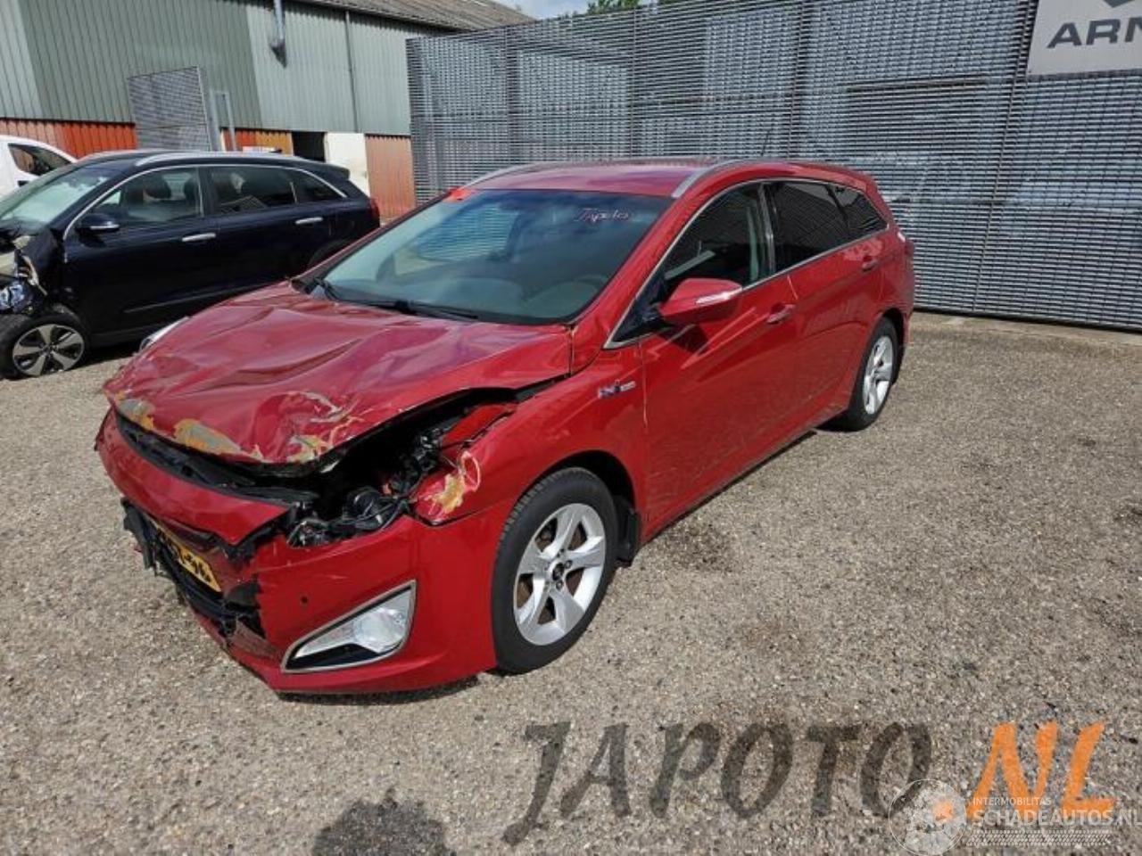 Hyundai I-40 i40 CW (VFC), Combi, 2011 / 2019 1.6 GDI 16V