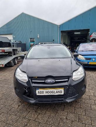  Ford Focus 3 Wagon Combi 1.0 Ti-VCT EcoBoost 12V 100 (M2DA(Euro 5)) [74kW] 2013/1