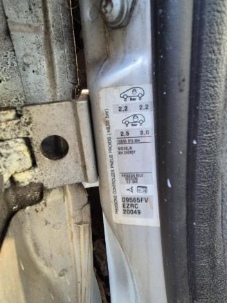 Citroën Xsara-picasso (CH) MPV 2.0 16V (EW10J4(RFN)) [100kW] picture 7