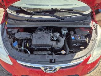 Hyundai I-10 (F5) Hatchback 1.1i 12V (G4HG) [49kW] picture 9