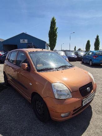 Kia Picanto (BA) Hatchback 1.0 12V (G4HE) [45kW] picture 2