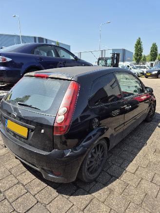 Ford Fiesta 5 (JD/JH) Hatchback 1.6 16V (FYJA(Euro 5)) [74kW] 5-BAK picture 4