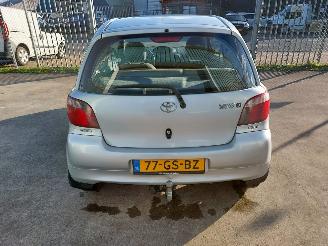 Toyota Yaris Yaris (P1) Hatchback 1.3 16V VVT-i picture 5