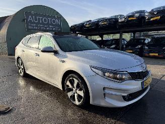 uszkodzony samochody osobowe Kia Optima 1.7 CRDI 104KW Autom. Pano Clima Navi Led Xenon Camera Dynamicline NAP 2018/4