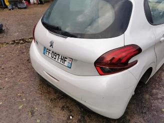 Peugeot 208 208 I (CA/CC/CK/CL), Hatchback, 2012 / 2019 1.2 Vti 12V PureTech picture 5