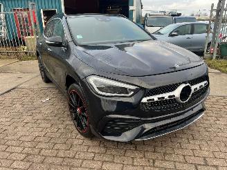 skadebil auto Mercedes GLA gla 220d  4x4  f1 edition 2020/1