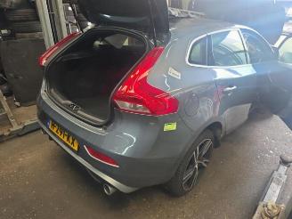 Vrakbiler auto Volvo V-40 V40 (MV), Hatchback 5-drs, 2012 / 2019 2.0 D4 16V 2019/1