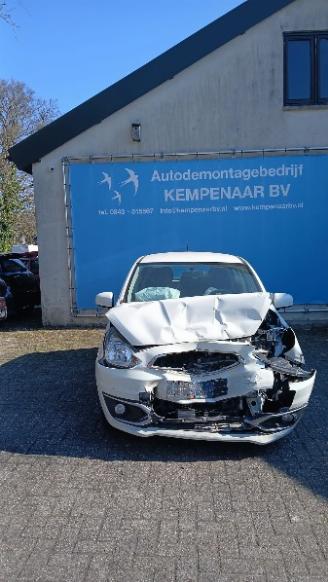 Mitsubishi Space-star Space Star (A0) Hatchback 1.0 12V (3A90(Euro 5)) [52kW]  (05-2012/...)= picture 1