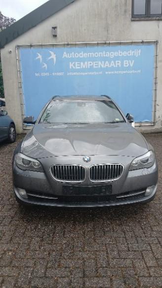 Vrakbiler auto BMW 5-serie 5 serie Touring (F11) Combi 535d 24V (N57-D30B) [230kW]  (09-2011/02-2=
017) 2011/5