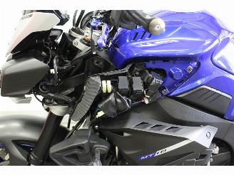 Yamaha MT-10  picture 5