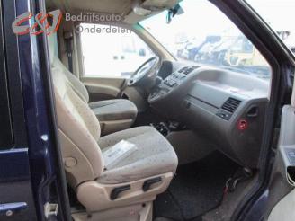 Mercedes Vito V (638.2), Bus, 1996 / 2003 V-200 2.2 CDI 16V picture 6
