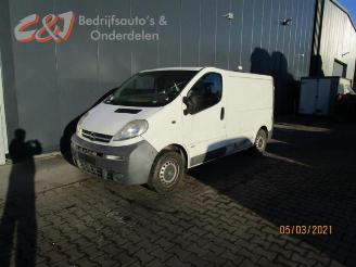 Opel Vivaro Vivaro, Bus, 2000 / 2014 2.5 DTI 16V picture 2