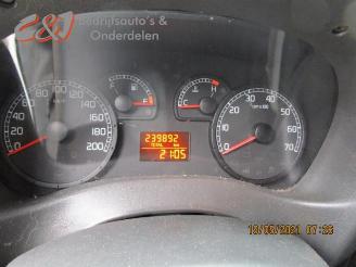 Fiat Doblo Doblo Cargo (223), Van, 2001 / 2010 1.3 D 16V Multijet picture 10