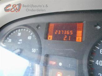 Opel Vivaro Vivaro, Bus, 2000 / 2014 2.5 DTI 16V picture 11