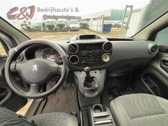 Peugeot Partner Partner Tepee (7A/B/C/D/E/F/G/J/P/S), MPV, 2008 / 2018 1.6 HDiF 90 16V Phase 1 picture 16