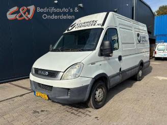 Vrakbiler auto Iveco Daily New Daily IV, Van, 2006 / 2011 35C13V, C13V/P, S13V, S13V/P 2010/6