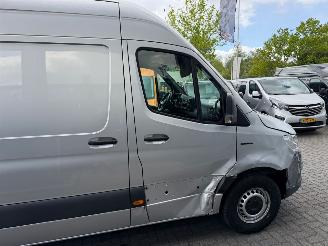 Mercedes eSprinter  picture 25