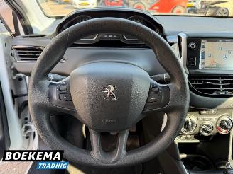 Peugeot 208 1.2 PureTech Blue Lion Navigatie Airco Cruise picture 22
