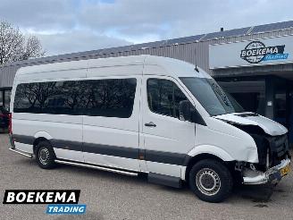 Vrakbiler auto Volkswagen Crafter 35 2.0 TDI L3-H2 9-Persoons Airco Rolstoellift Cruise 2014/8
