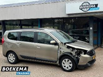 Dacia Lodgy 1.2 TCe Lauréate Navi Airco Cruise Orig NL+NAP picture 1