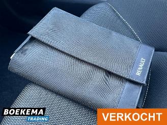 Renault Clio 0.9 TCe Expression Navi Cruise Airco picture 27