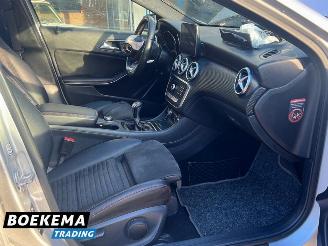 Mercedes A-klasse 180 Prestige AMG Panorama Navigatie Stoelverw. Airco PDC picture 20