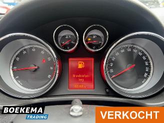 Opel Insignia 2.0 T Sport 4x4 250PK Aut Navi Climate Stoelver. picture 19