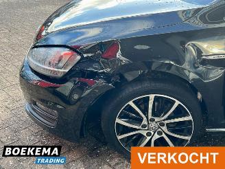 Volkswagen Golf 1.0 TSI Connected Navi Camera Cruise PDC picture 9