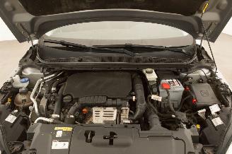 Peugeot 308 SW 1.2 PureTech Navi Clima Style picture 36