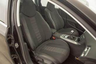 Peugeot 308 SW 1.2 Pano 96KW PureTech Blue Lease picture 28