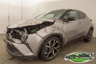 begagnad bil auto Toyota CH-R 1.2 benzine 137.857 km 2017/3