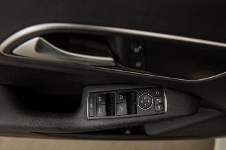 Mercedes Cla-klasse 180 Shooting Brake Airco Leer picture 17