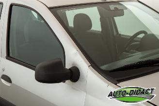 Dacia Logan 1.6-16V Lauréate 7p. picture 26