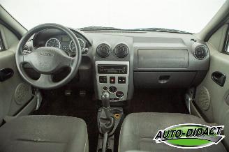 Dacia Logan 1.6-16V Lauréate 7p. picture 18