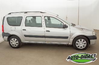Dacia Logan 1.6-16V Lauréate 7p. picture 41