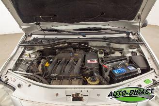 Dacia Logan 1.6-16V Lauréate 7p. picture 35