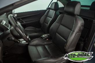 Peugeot 307 CC 2.0-16V Motorschade picture 20