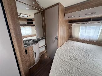 Burstner  Premio picture 13