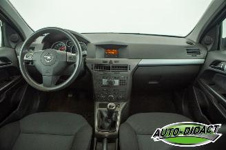 Opel Astra 1.4 Airco picture 20
