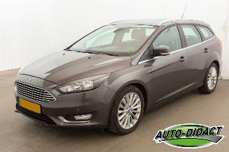 Vrakbiler auto Ford Focus 1.5 Clima Navi Titanium Edition 2015/7