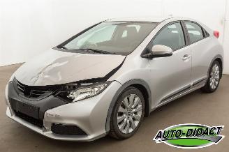 krockskadad bil auto Honda Civic 1.4 Clima 2013/10
