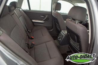BMW 3-serie 318i Automaat Clima Navi Business Line picture 22