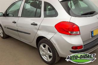 Renault Clio 1.2-16V Airco Expression picture 31