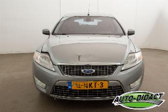 Ford Mondeo 2.0-16V Limited Clima Navi picture 30