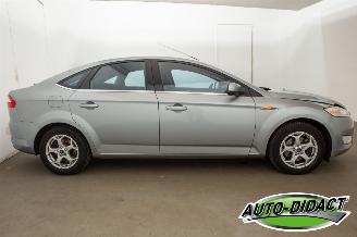 Ford Mondeo 2.0-16V Limited Clima Navi picture 35