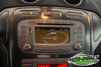 Ford Mondeo 2.0-16V Limited Clima Navi picture 7