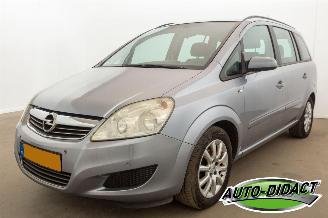 skadebil auto Opel Zafira 1.8 Koppeling matig Temptation 2008/3