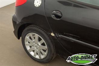 Peugeot 206+ 1.4 XS Airco picture 25